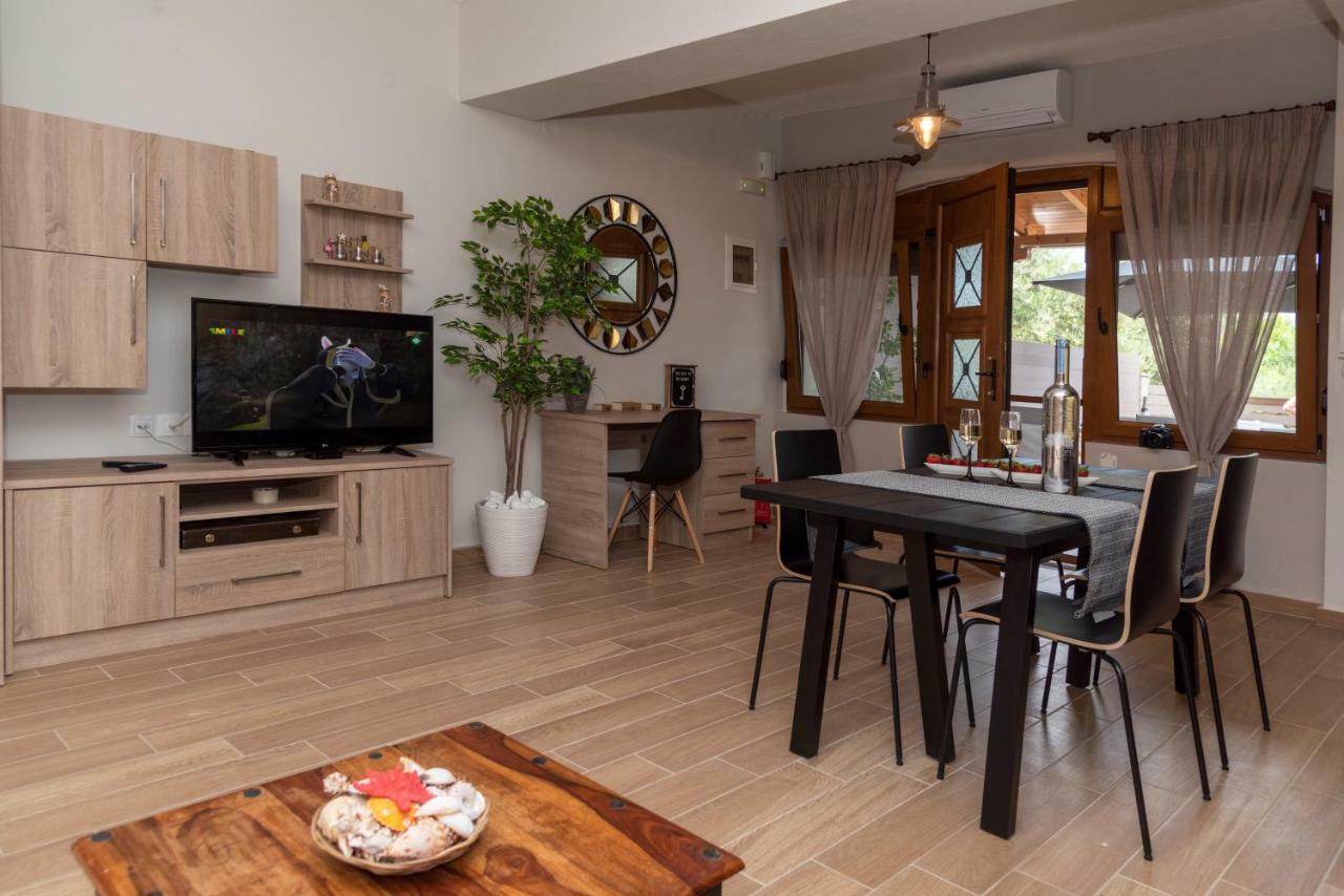 Cavas Luxury Apartments Nea Iraklitsa Dış mekan fotoğraf